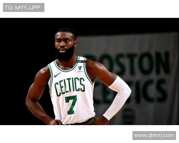 杰伦布朗在NBA赛场上的成长之路与未来发展潜力分析